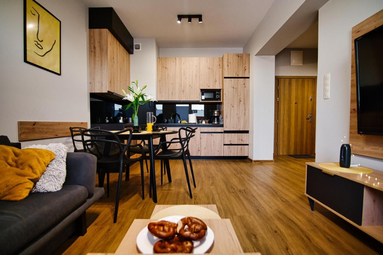 Apartament No82 Yellow Holiday Home Zator Eksteriør billede